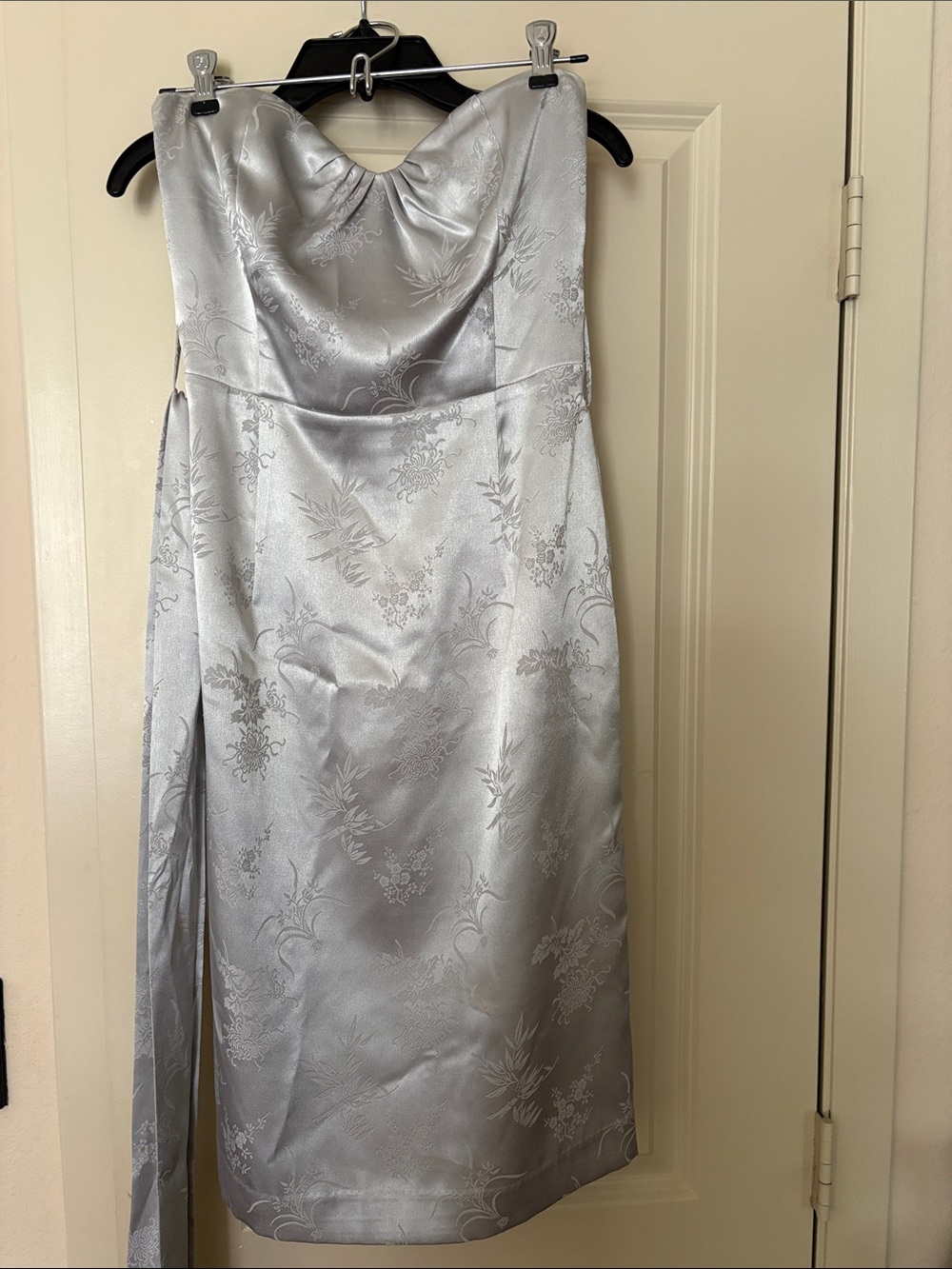 Renuar Silver Brocade Strapless Mini Dress with Side Sash